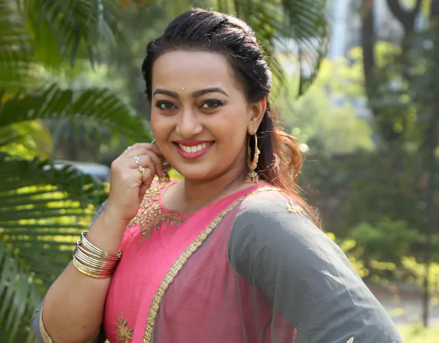 Ester Noronha at Thala  Trailer Launch